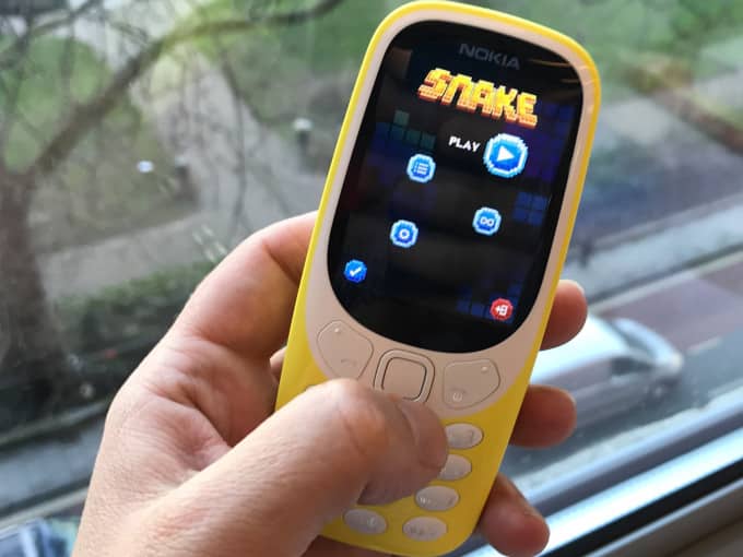 Nokia-3310-snake.jpg
