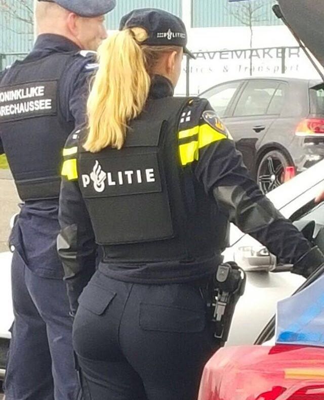 4FutE56.jpg