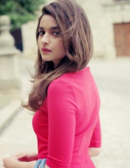 Alia-Bhatt-Caprese-ad-Hot-Photos.jpg