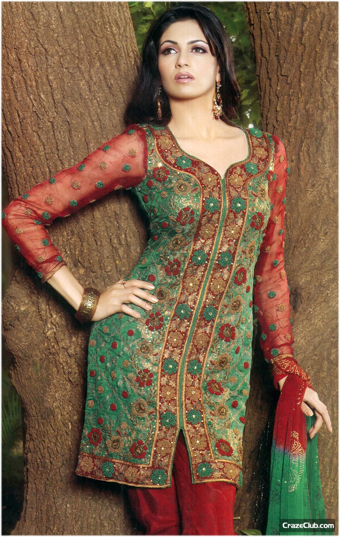 PAKISTANI GIRLS FASHION (2).jpg