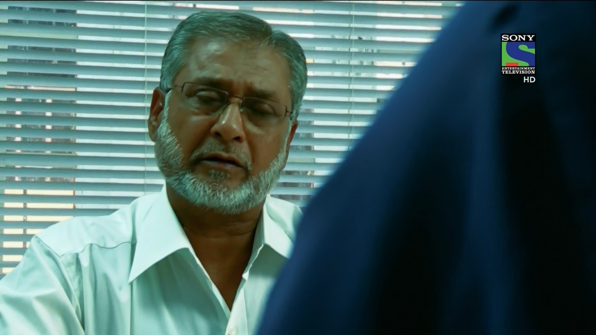 @Crime Patrol Satark.ts_snapshot_00.33_[2015.12.23_00.58.50].jpg