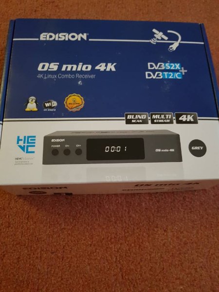 mio4k-unboxing-01 (1).jpg