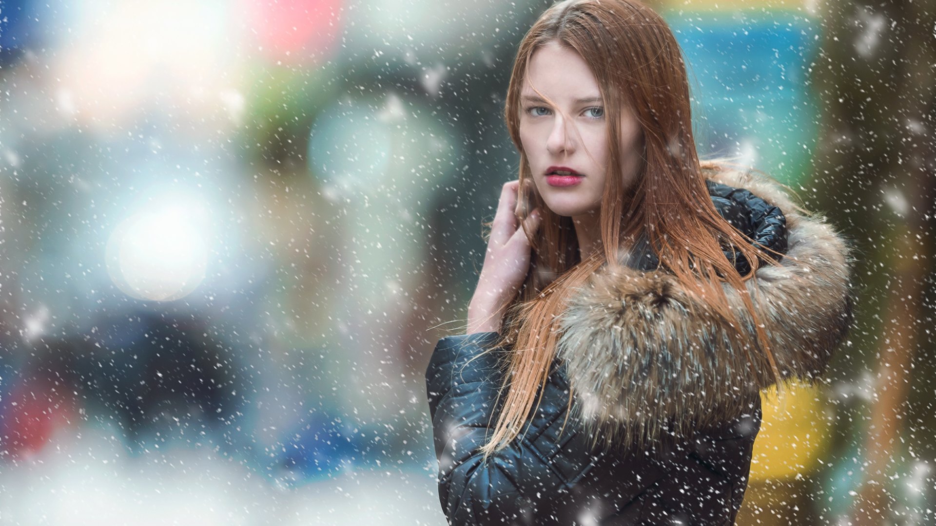 Blue Eyes Model Fashion_HD.jpg