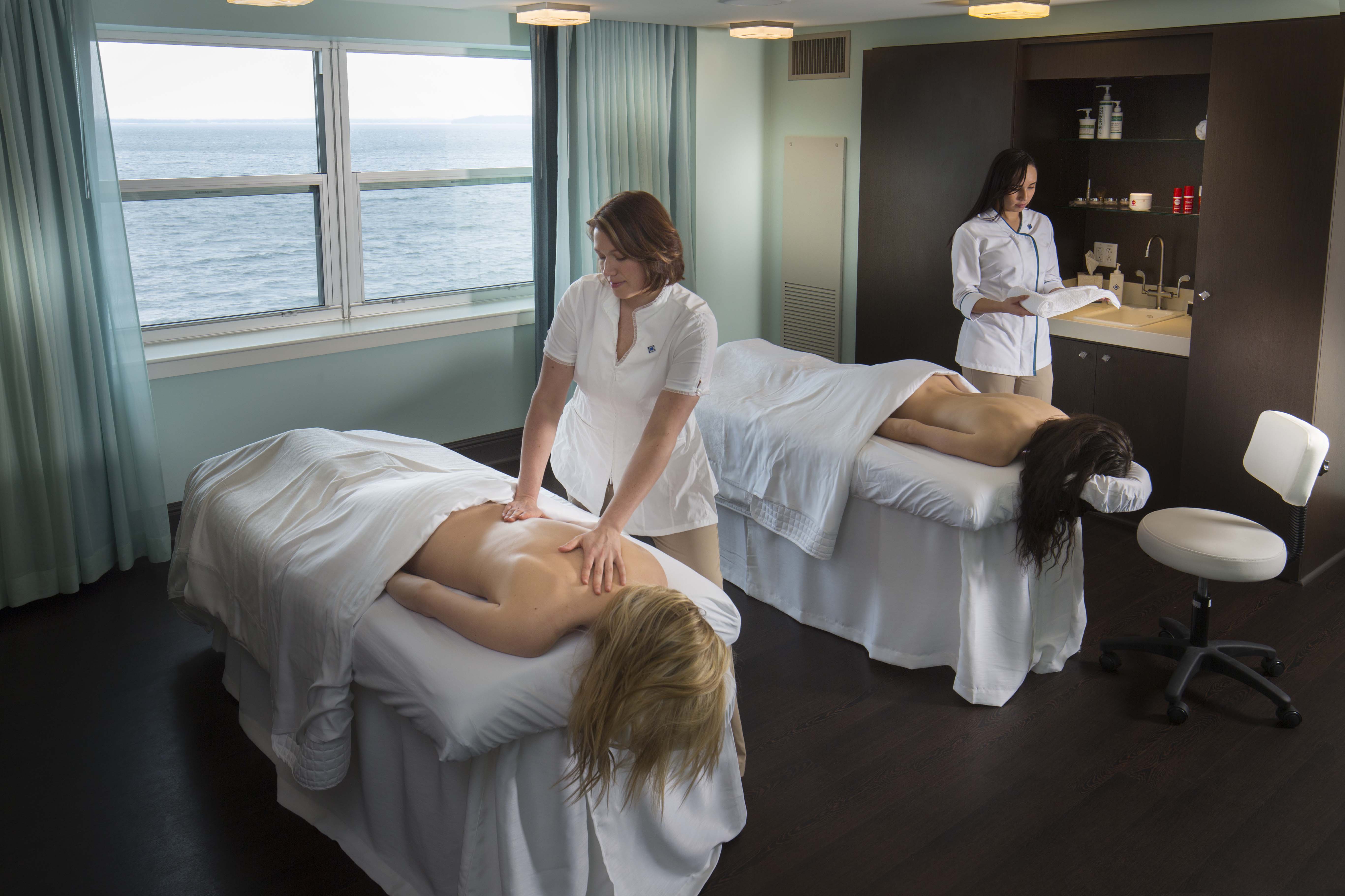 Massage_Tables.jpg