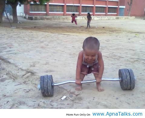 742-amazing-funny-baby-wallpaper-480x390.jpg